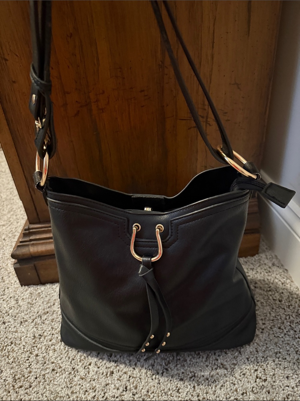 Black Shoulder Bag | Classic Everyday Purse